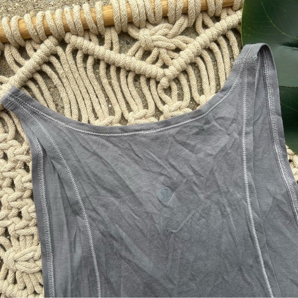 NWT Lululemon Grey Muscle Tank Top Size 10 - Picture 6 of 8